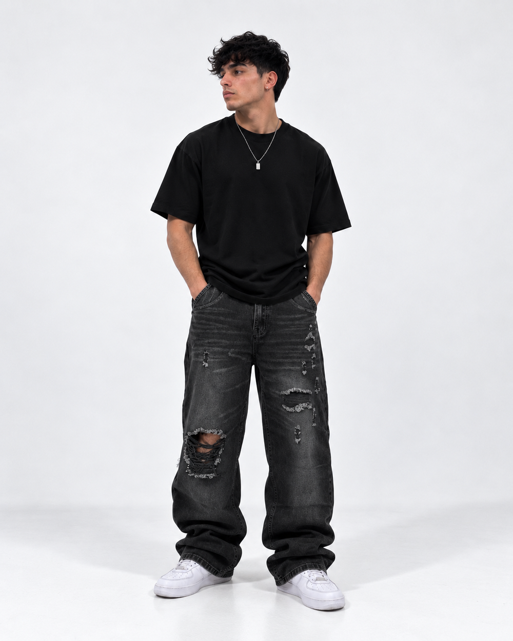 Ripped Dark baggy jeans