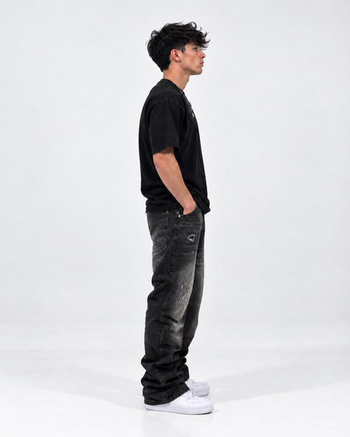 Black essentials jeans